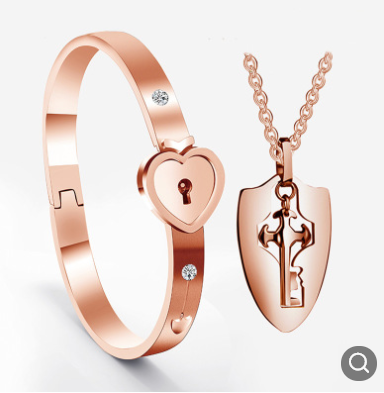 Key to my heart Titanium steel couples bracelet and Necklace set