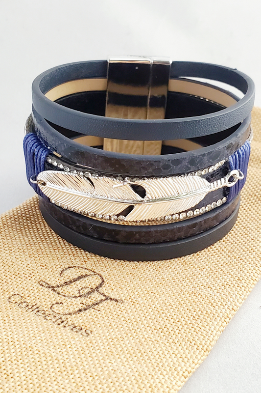 Stylish Magnetic Lock Leather Bracelet