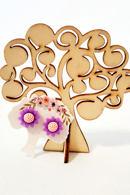 Dinty daisy with Wooden Tree Earring display