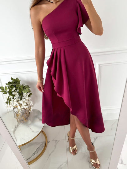 Elegant One shoulder Solid Color Dress